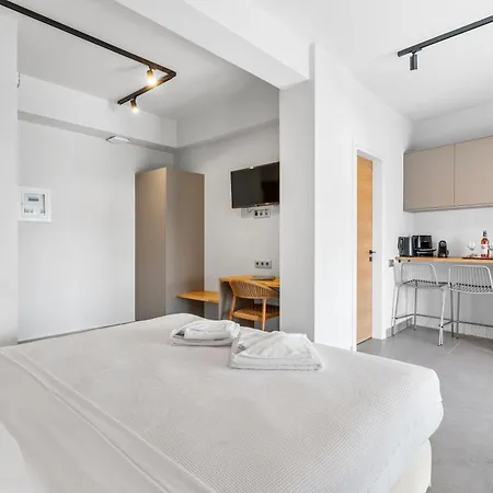 Blue Symphony Suites&apartments Nikiana