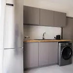 Blue Symphony And Apartman *