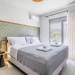 Blue Symphony And Apartman