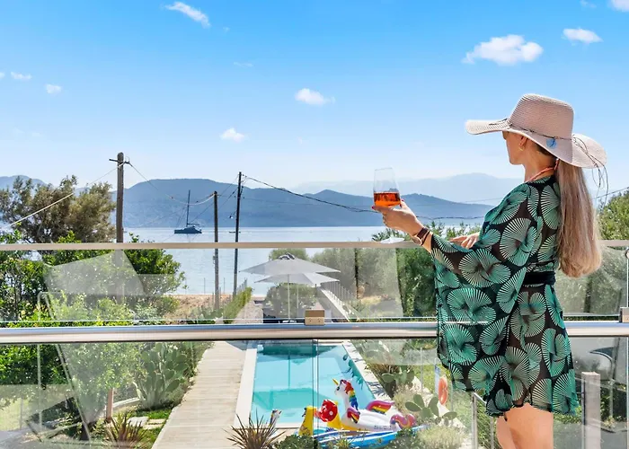 Blue Symphony And Lägenhet