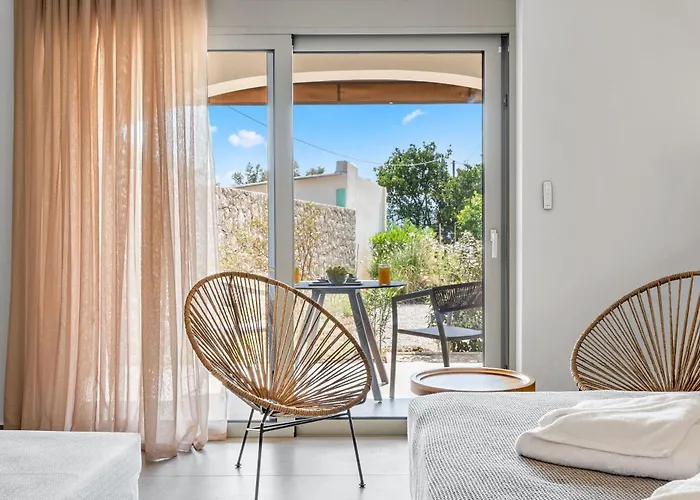 Blue Symphony And Lägenhet